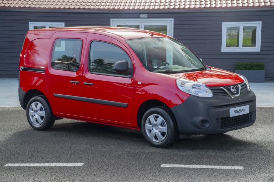  Nissan NV250 L1 Van 2019 года  (EU) (фото 15 из 37)